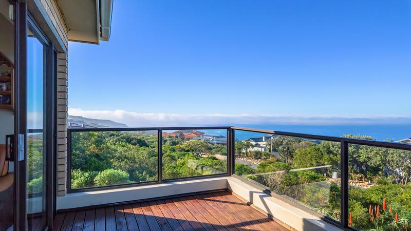 5 Bedroom Property for Sale in Village On Sea Western Cape